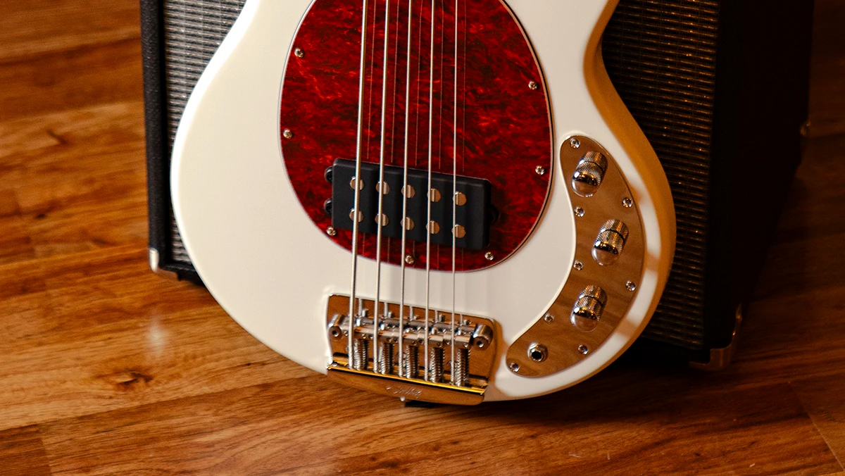 StingRay Classic 5 RAY25CA | Basses | Sterling by Music Man