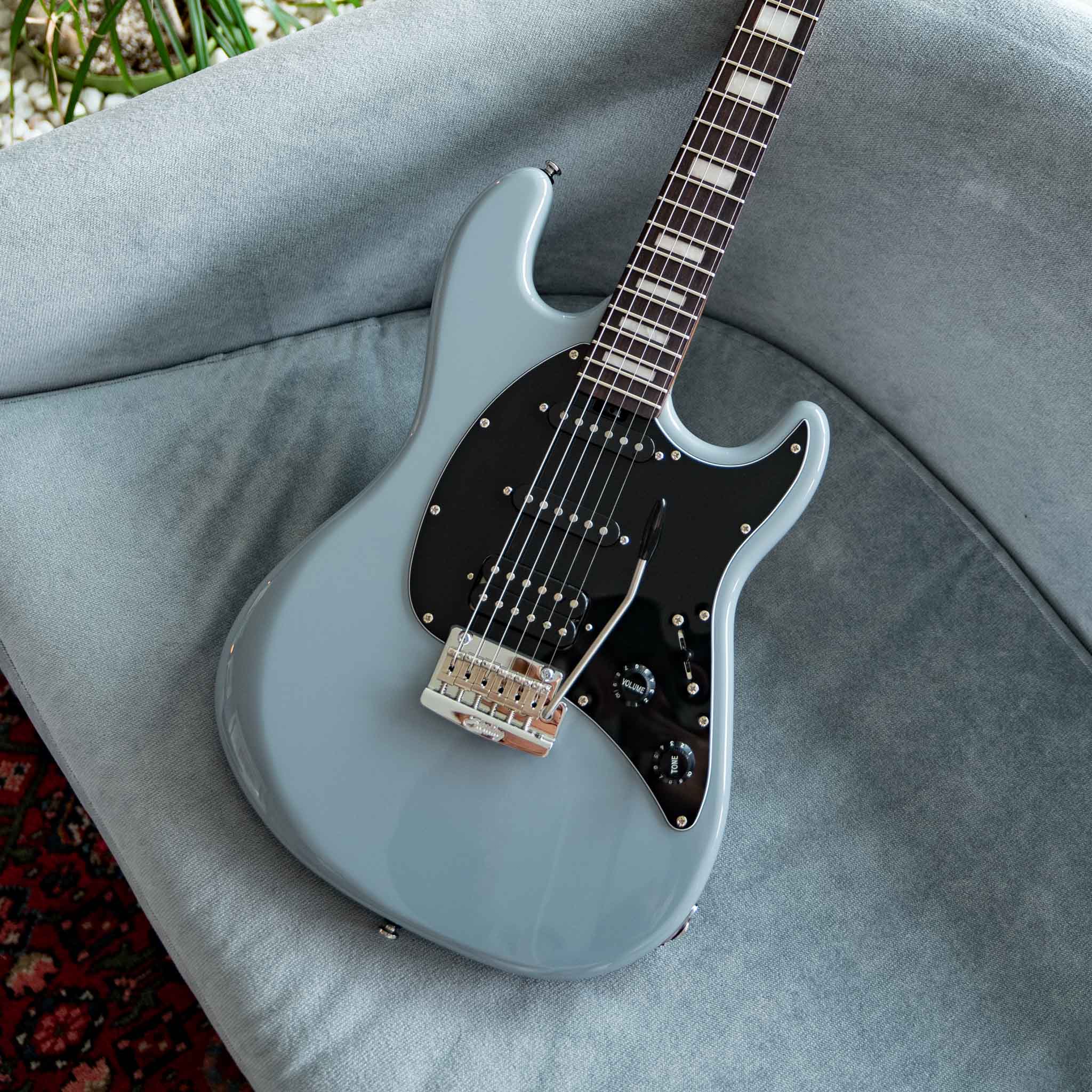 Cutlass Plus – Sterling by Music Man