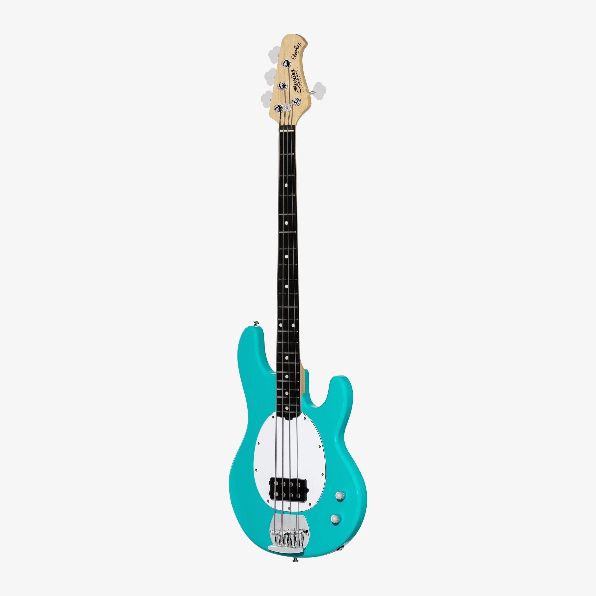 Intro Series StingRay – Sterling by Music Man
