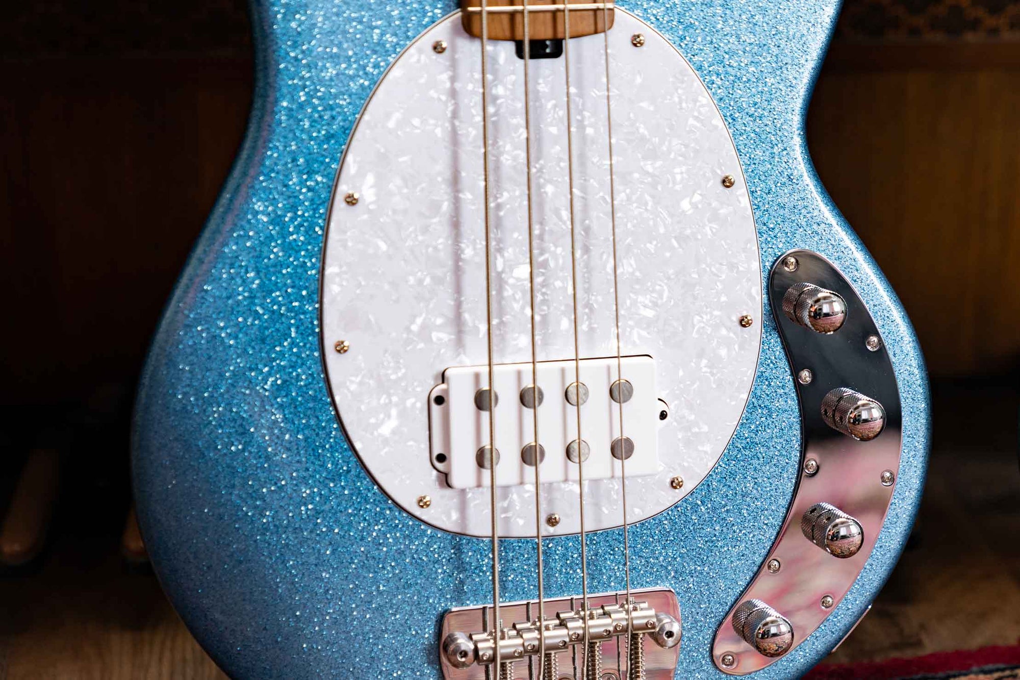 StingRay RAY34 - Sterling by Music Man