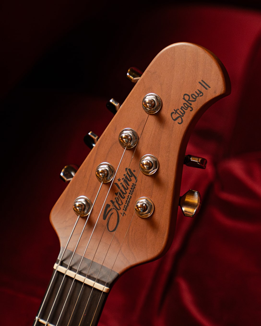 StingRay II – Sterling by Music Man