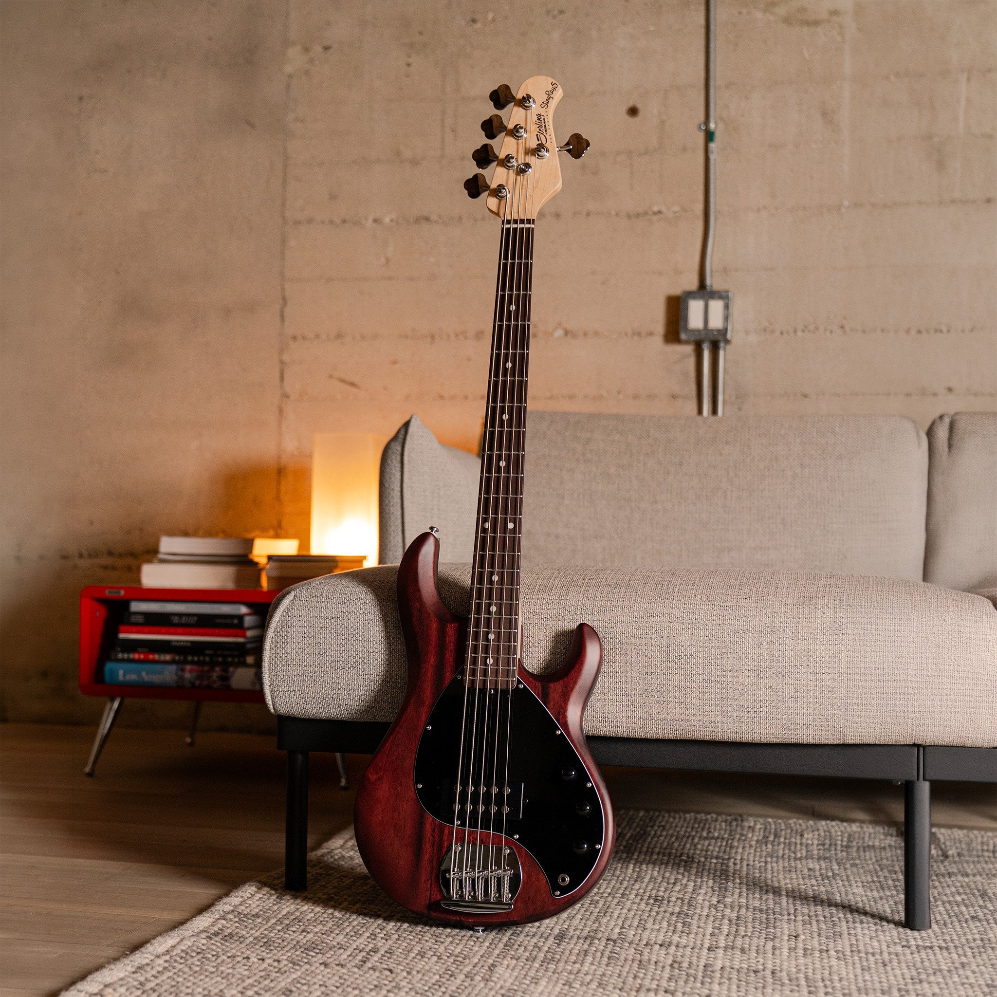 SUB Series StingRay 5 – Sterling by Music Man